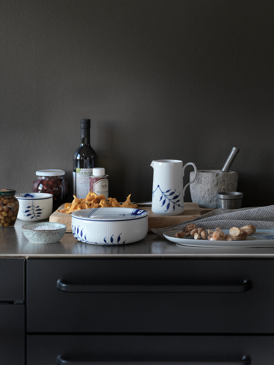 Blå Mega riflet kande - 50 cl.